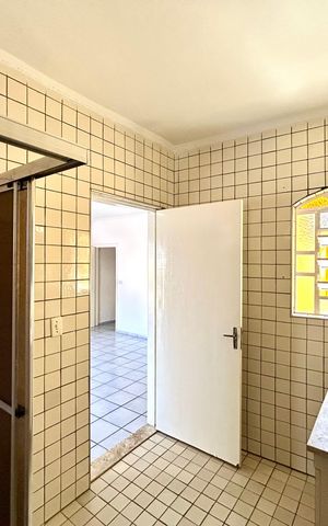 Casa à venda com 180m², 3 quartos e 2 vagas Casa à venda com 180m², 3 quartos e 2 vagasBanheiro da Suíte