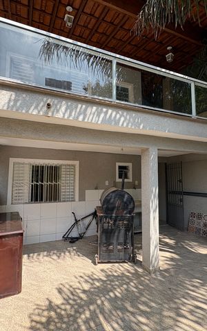 Casa para alugar com 140m², 4 quartos e 1 vaga Casa para alugar com 140m², 4 quartos e 1 vagaCasa 2 - Área de serviço/ Quintal