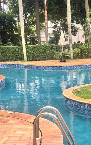 Apartamento para alugar com 127m², 3 quartos e 2 vagas Apartamento para alugar com 127m², 3 quartos e 2 vagasÁrea comum - Piscina