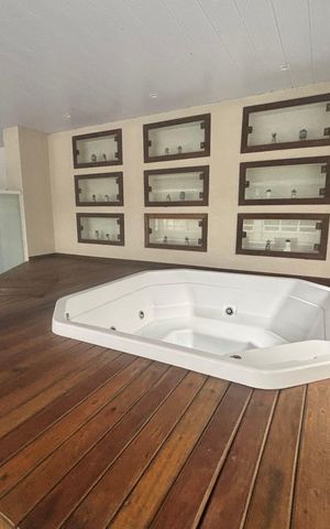 Apartamento para alugar com 127m², 3 quartos e 2 vagas Apartamento para alugar com 127m², 3 quartos e 2 vagasPiscina Coberta