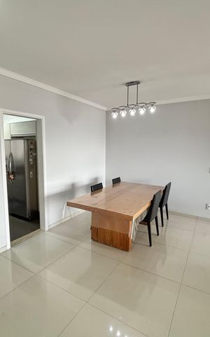 Apartamento para alugar com 127m², 3 quartos e 2 vagas Apartamento para alugar com 127m², 3 quartos e 2 vagasSala