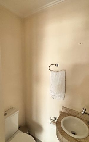 Apartamento para alugar com 127m², 3 quartos e 2 vagas Apartamento para alugar com 127m², 3 quartos e 2 vagasLavabo