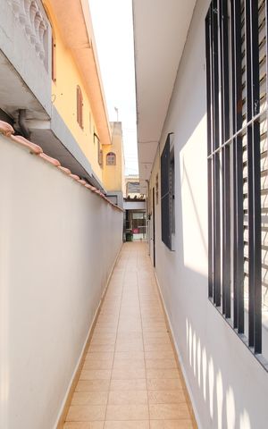 Casa para alugar com 159m², 3 quartos e 2 vagasCorredor Lateral