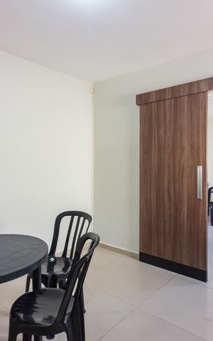 Casa à venda com 110m², 3 quartos e 2 vagas Casa à venda com 110m², 3 quartos e 2 vagasSala