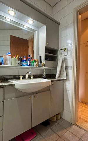 Apartamento à venda com 155m², 3 quartos e 3 vagas Apartamento à venda com 155m², 3 quartos e 3 vagasBanheiro Suíte