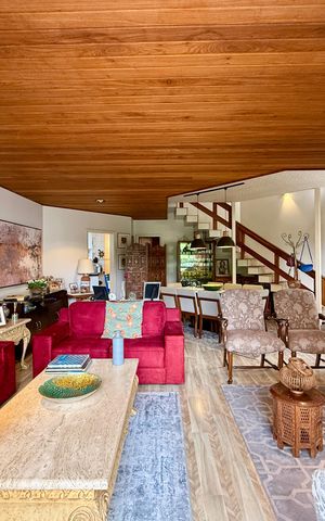 Apartamento à venda com 155m², 3 quartos e 3 vagas Apartamento à venda com 155m², 3 quartos e 3 vagasSala