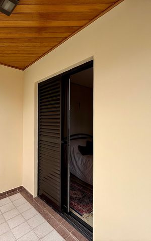 Apartamento à venda com 155m², 3 quartos e 3 vagas Apartamento à venda com 155m², 3 quartos e 3 vagasSacada Suíte