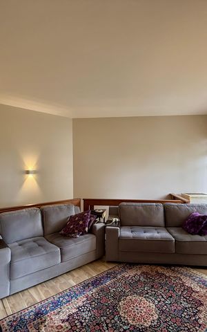 Apartamento à venda com 155m², 3 quartos e 3 vagas Apartamento à venda com 155m², 3 quartos e 3 vagasSala Íntima
