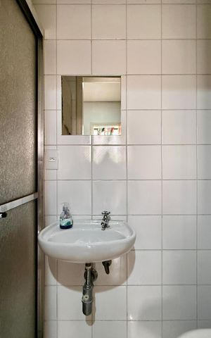 Apartamento à venda com 155m², 3 quartos e 3 vagas Apartamento à venda com 155m², 3 quartos e 3 vagasBanheiro de Serviço