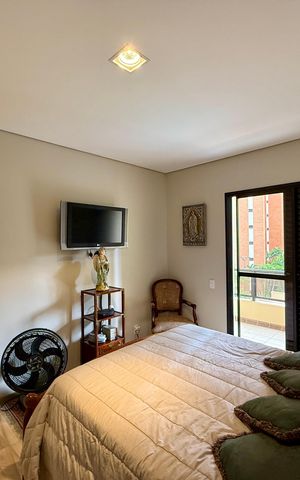 Apartamento à venda com 155m², 3 quartos e 3 vagas Apartamento à venda com 155m², 3 quartos e 3 vagasSuíte