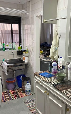 Apartamento à venda com 230m², 4 quartos e 4 vagas Apartamento à venda com 230m², 4 quartos e 4 vagasCozinha