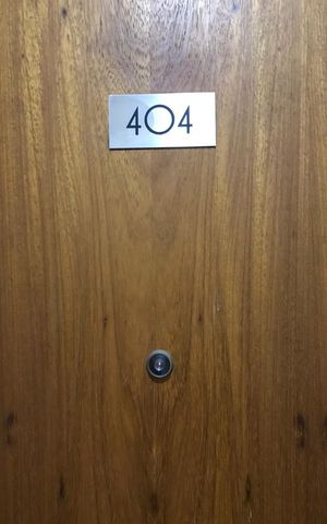 Apartamento à venda com 27m², 1 quarto e 1 vaga Apartamento à venda com 27m², 1 quarto e 1 vagaPorta de entrada