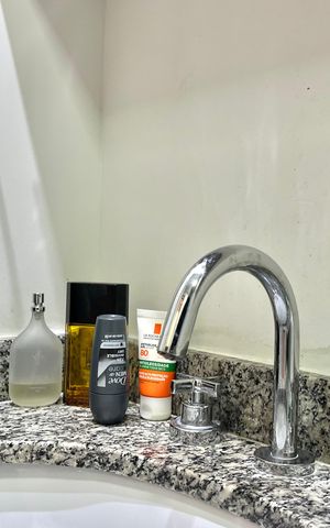 Apartamento à venda com 26m², 1 quarto e sem vaga Apartamento à venda com 26m², 1 quarto e sem vagaBanheiro