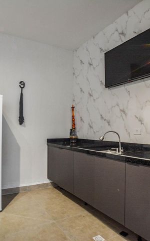 Casa à venda com 140m², 2 quartos e 2 vagas Casa à venda com 140m², 2 quartos e 2 vagasÁrea de Serviço