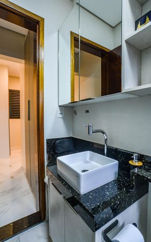 Casa à venda com 140m², 2 quartos e 2 vagas Casa à venda com 140m², 2 quartos e 2 vagasBanheiro da Suíte 1