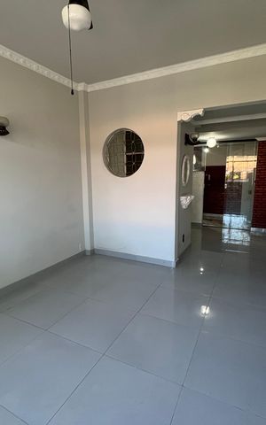 Apartamento à venda com 80m², 2 quartos e 1 vagaSala