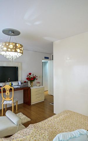 Apartamento para alugar com 211m², 3 quartos e 3 vagasSuíte 3
