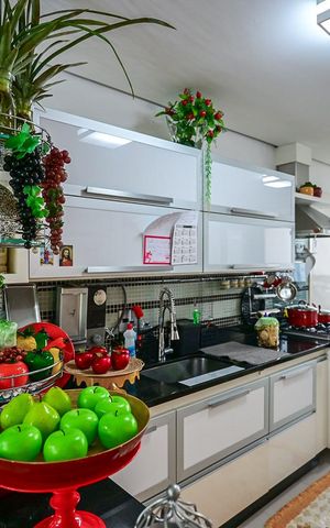 Apartamento para alugar com 211m², 3 quartos e 3 vagasCozinha