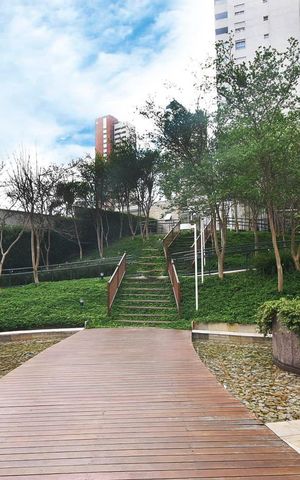 Apartamento para alugar com 211m², 3 quartos e 3 vagas Apartamento para alugar com 211m², 3 quartos e 3 vagasEspelho d'Água