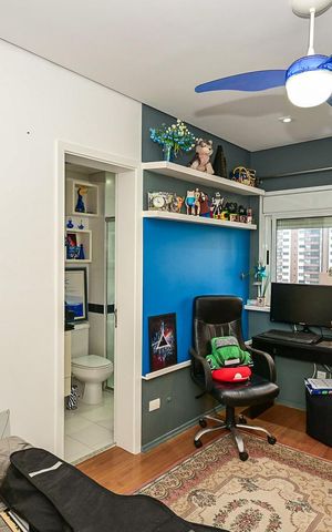 Apartamento para alugar com 211m², 3 quartos e 3 vagasSuíte 1