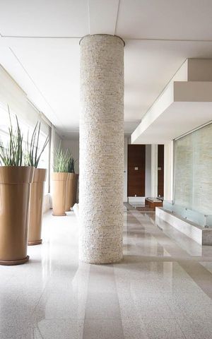 Apartamento para alugar com 211m², 3 quartos e 3 vagas Apartamento para alugar com 211m², 3 quartos e 3 vagasHall Social