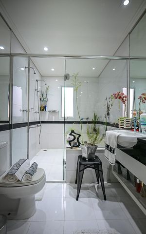 Apartamento para alugar com 211m², 3 quartos e 3 vagasBanheiro da Suíte  3