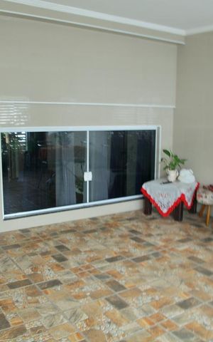 Casa à venda com 220m², 3 quartos e 2 vagasGaragem 