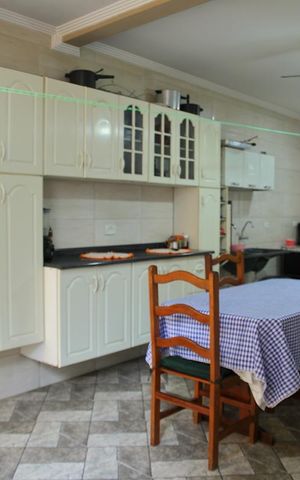 Casa à venda com 220m², 3 quartos e 2 vagasÁrea Convivência/Churrasqueira 