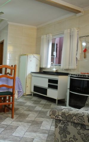 Casa à venda com 220m², 3 quartos e 2 vagasÁrea Convivência/Churrasqueira 