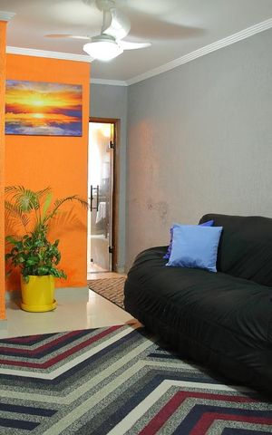 Casa à venda com 220m², 3 quartos e 2 vagasSala