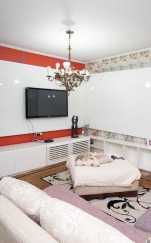 Casa à venda com 246m², 3 quartos e 3 vagas Casa à venda com 246m², 3 quartos e 3 vagasSala
