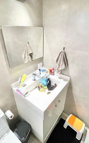 Apartamento à venda com 120m², 3 quartos e 2 vagas Apartamento à venda com 120m², 3 quartos e 2 vagasBanheiro 2