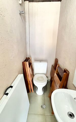 Apartamento à venda com 120m², 3 quartos e 2 vagas Apartamento à venda com 120m², 3 quartos e 2 vagasBanheiro da churrasqueira