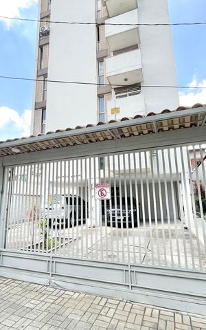 Apartamento à venda com 120m², 3 quartos e 2 vagas Apartamento à venda com 120m², 3 quartos e 2 vagasFachada