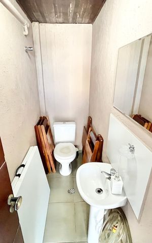 Apartamento à venda com 120m², 3 quartos e 2 vagas Apartamento à venda com 120m², 3 quartos e 2 vagasBanheiro da churrasqueira