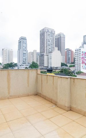 Casa para alugar com 240m², 3 quartos e 2 vagas Casa para alugar com 240m², 3 quartos e 2 vagasVaranda