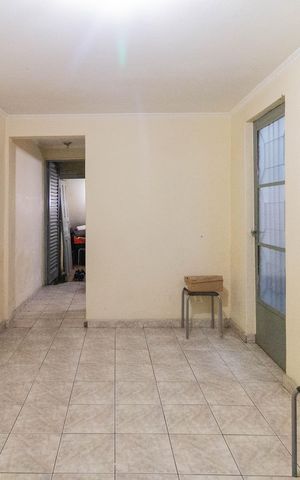 Casa para alugar com 240m², 3 quartos e 2 vagas Casa para alugar com 240m², 3 quartos e 2 vagasQuarto