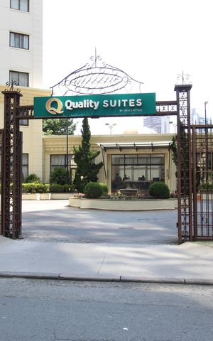 Apartamento para alugar com 66m², 2 quartos e 1 vagaFachada
