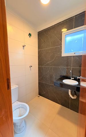 Apartamento à venda com 99m², 2 quartos e 1 vaga Apartamento à venda com 99m², 2 quartos e 1 vagaBanheiro da Suíte