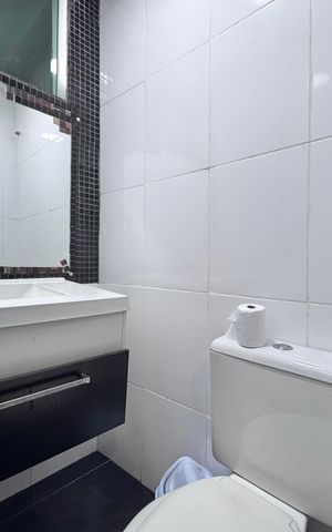 Casa de condomínio para alugar com 280m², 4 quartos e 2 vagas Casa de condomínio para alugar com 280m², 4 quartos e 2 vagasLavabo