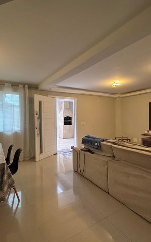 Casa de condomínio para alugar com 280m², 4 quartos e 2 vagas Casa de condomínio para alugar com 280m², 4 quartos e 2 vagasSala