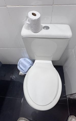 Casa de condomínio para alugar com 280m², 4 quartos e 2 vagas Casa de condomínio para alugar com 280m², 4 quartos e 2 vagasLavabo