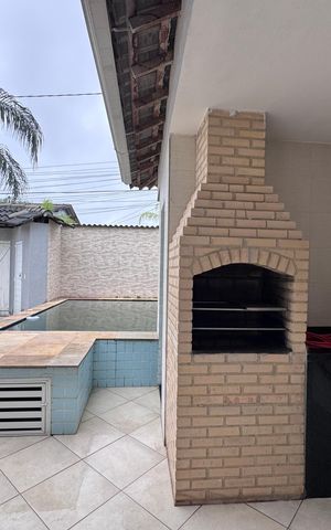 Casa de condomínio para alugar com 280m², 4 quartos e 2 vagas Casa de condomínio para alugar com 280m², 4 quartos e 2 vagasÁrea externa