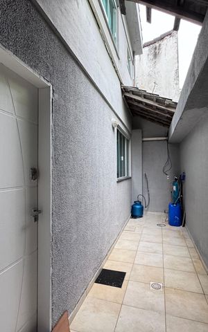 Casa de condomínio para alugar com 280m², 4 quartos e 2 vagas Casa de condomínio para alugar com 280m², 4 quartos e 2 vagasÁrea de Serviço