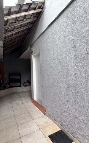 Casa de condomínio para alugar com 280m², 4 quartos e 2 vagas Casa de condomínio para alugar com 280m², 4 quartos e 2 vagasÁrea externa