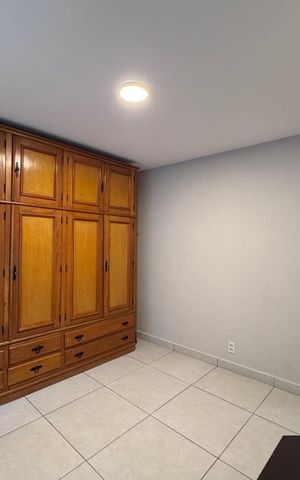 Casa de condomínio para alugar com 280m², 4 quartos e 2 vagas Casa de condomínio para alugar com 280m², 4 quartos e 2 vagasQuarto 1
