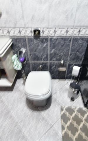 Casa à venda com 286m², 3 quartos e 4 vagasBanheiro Social