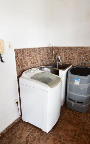 Casa à venda com 286m², 3 quartos e 4 vagasÁrea de Serviço