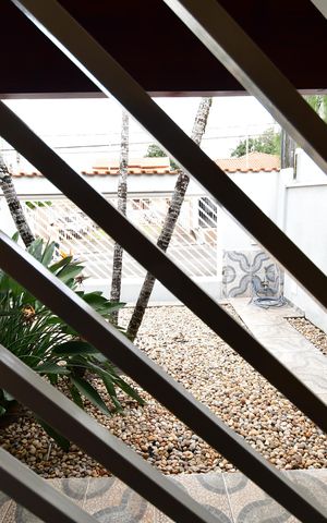 Casa à venda com 286m², 3 quartos e 4 vagasSala - Vista