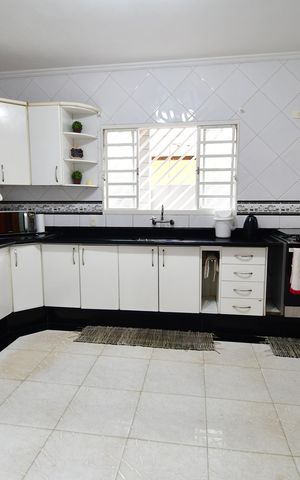 Casa à venda com 286m², 3 quartos e 4 vagasCozinha